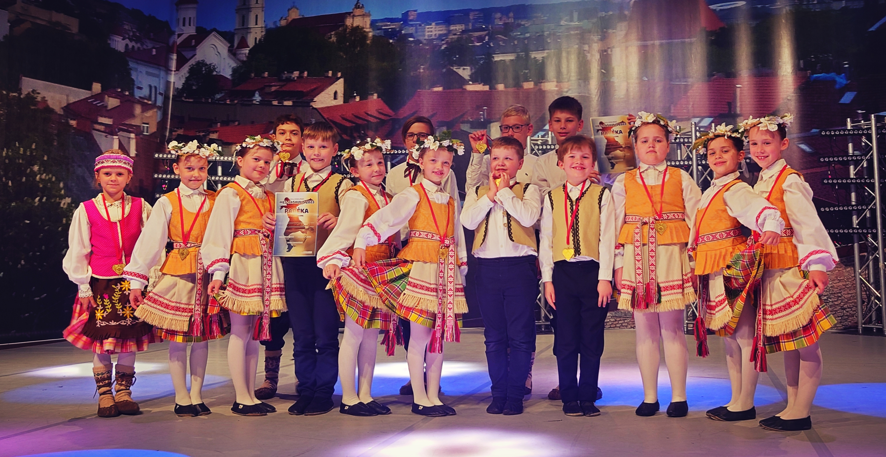 Kviečiame stebėti šokių būrelio ŠVIESELĖ pasirodymą per Lietuvos ryto televiziją