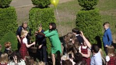 09.jpg